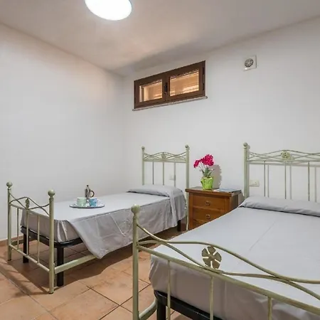 Ferienwohnung In Mit Grill Und Garten * Siniscola