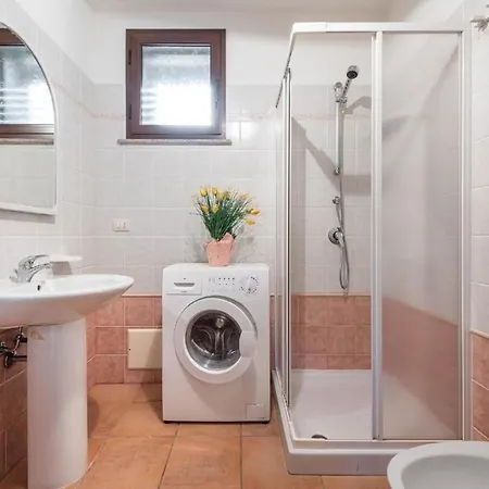Ferienwohnung In Mit Grill Und Garten Siniscola