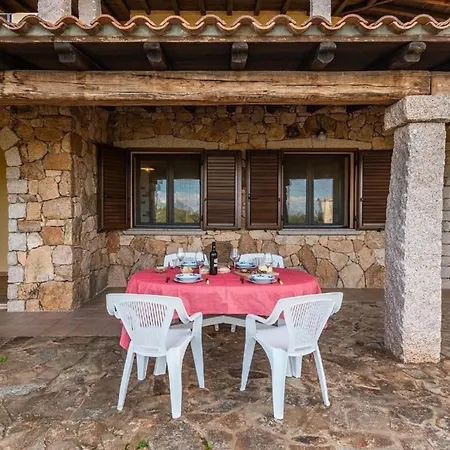 Ferienwohnung In Mit Grill Und Garten Siniscola